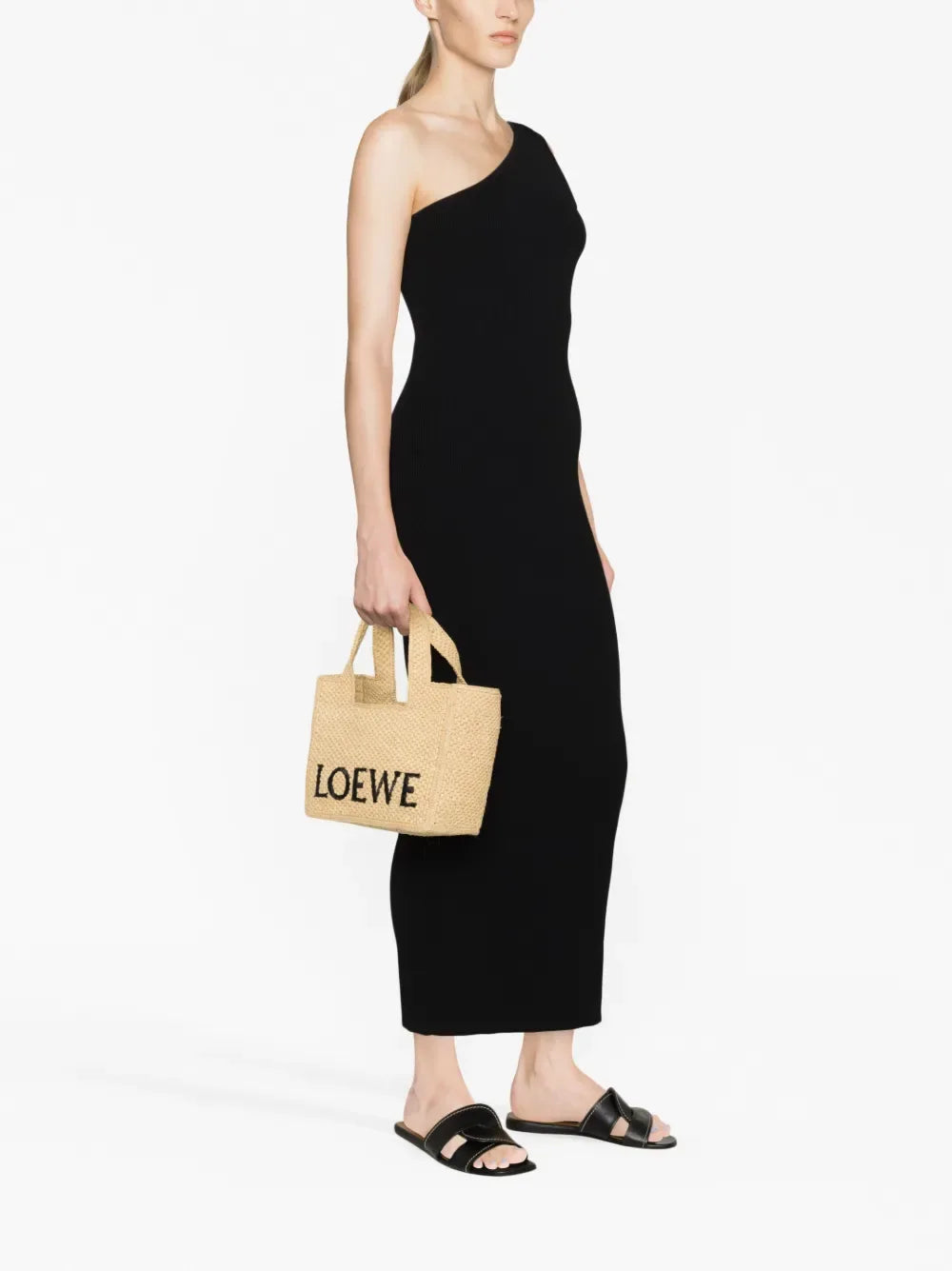 Bag Font tote in raffia