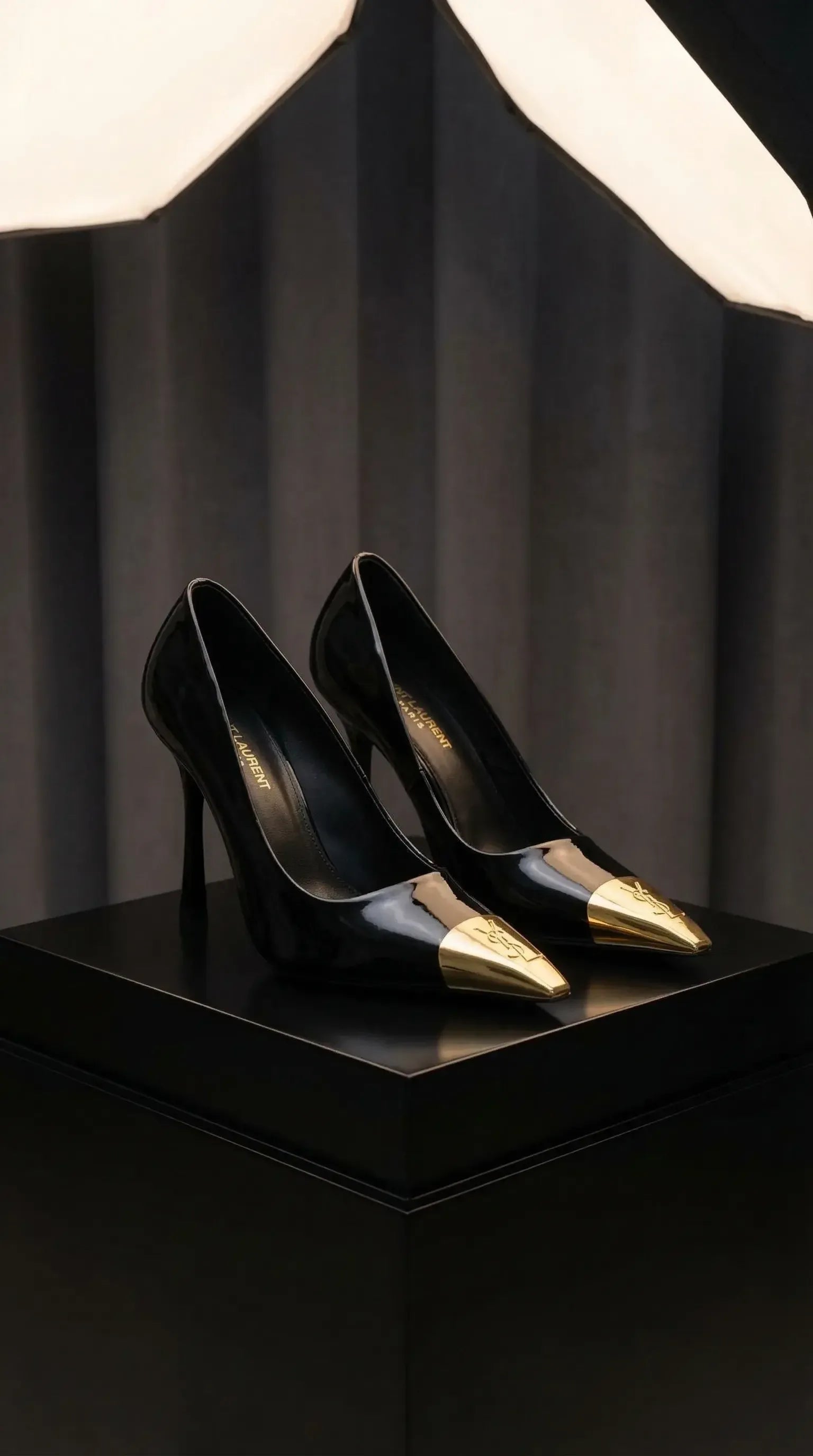 Cassandra Metal Toe Pumps – Black
