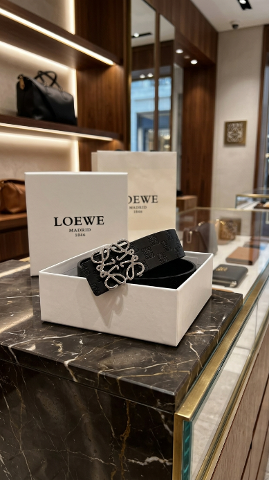 Reversible Anagram belt in smooth calfskin Silver